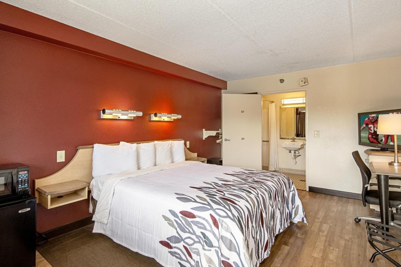 Red Roof Inn Huntington Barboursville Esterno foto